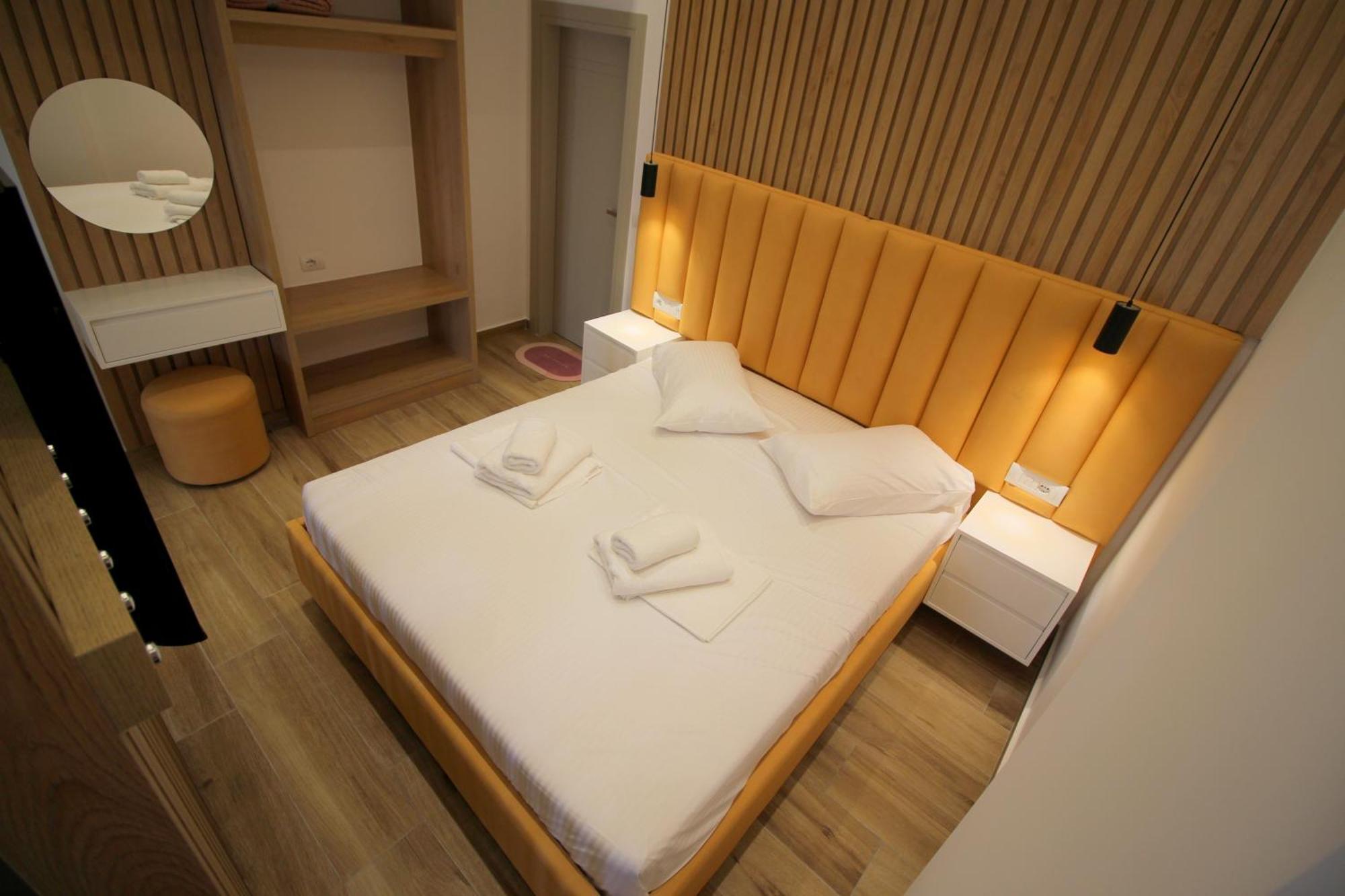 Alis Apartments Sarandë Exteriér fotografie